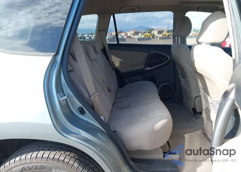 2007 Toyota Rav4 Limited z USA, uszkodzony, nr VIN JTMZD31V975049895